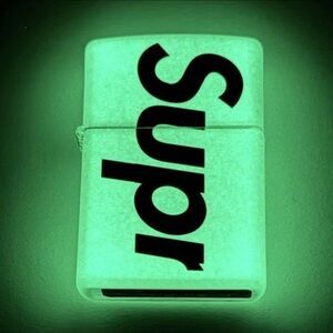 Supreme SS20 Glow-In-The-Dark ZIPPO Lighter